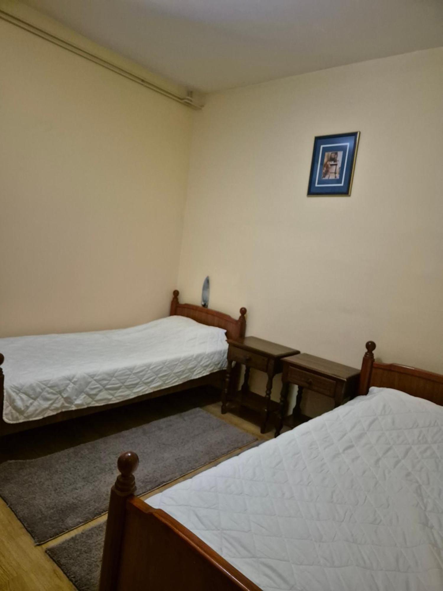 Mali Milocer Bay Accommodation Sveti Stefan Rum bild