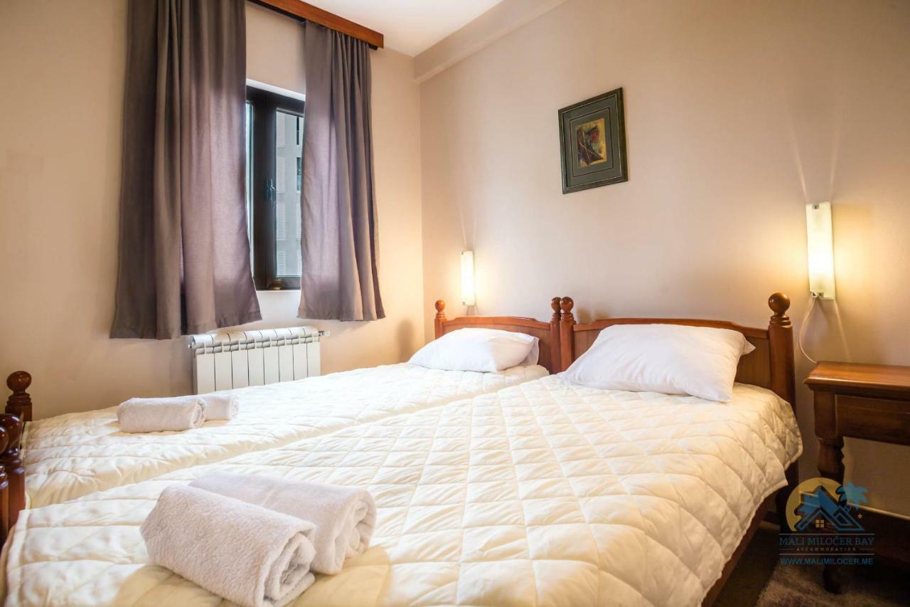 Mali Milocer Bay Accommodation Sveti Stefan Exteriör bild