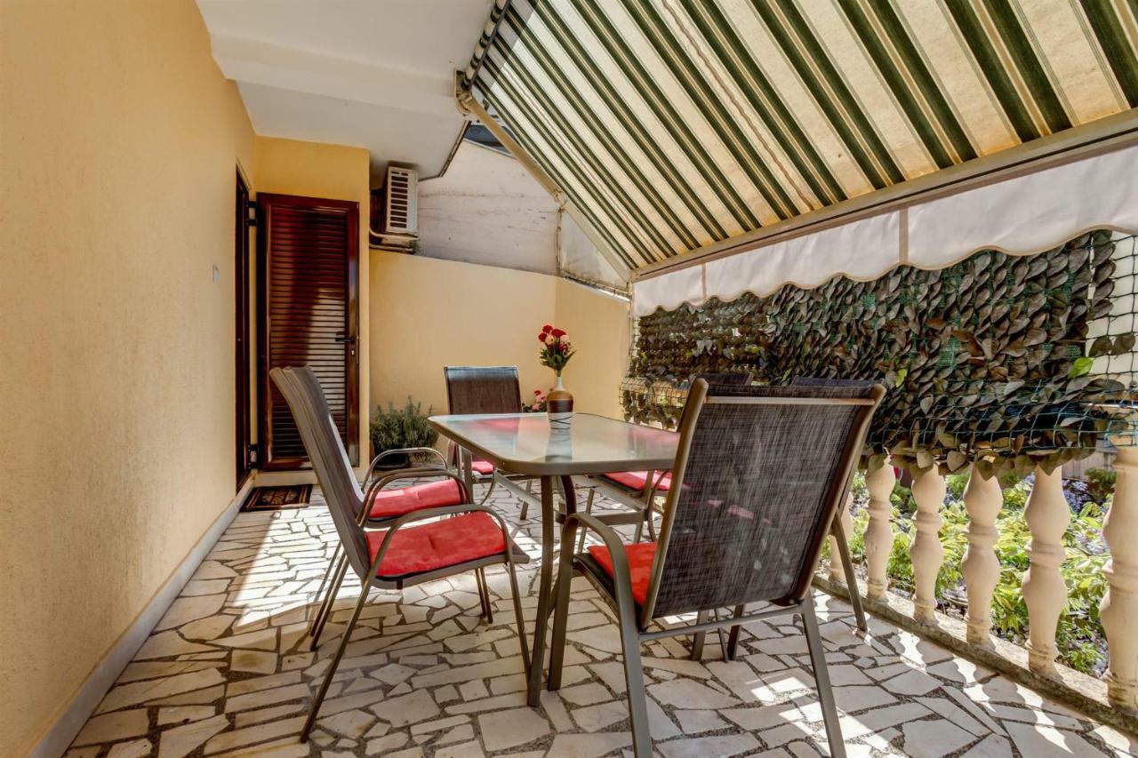 Mali Milocer Bay Accommodation Sveti Stefan Exteriör bild