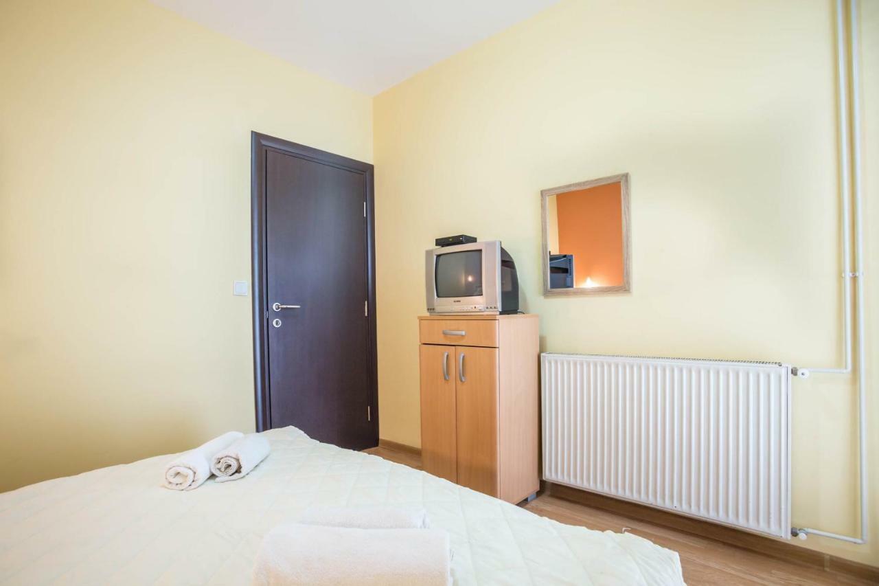 Mali Milocer Bay Accommodation Sveti Stefan Exteriör bild